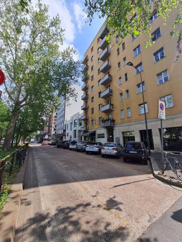 appartamento in vendita a Milano in zona Il Portello