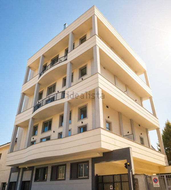 appartamento in vendita a Milano in zona Rogoredo
