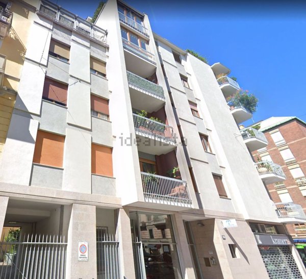 ufficio in vendita a Milano in zona Porta Venezia