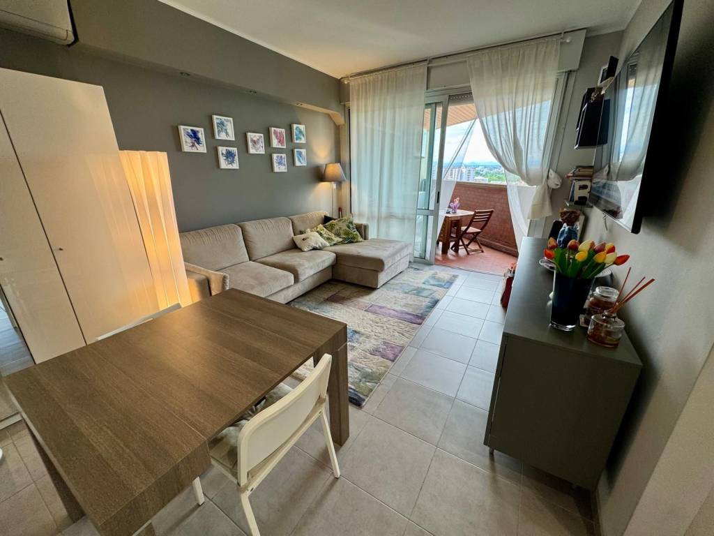 appartamento in vendita a Milano in zona Niguarda