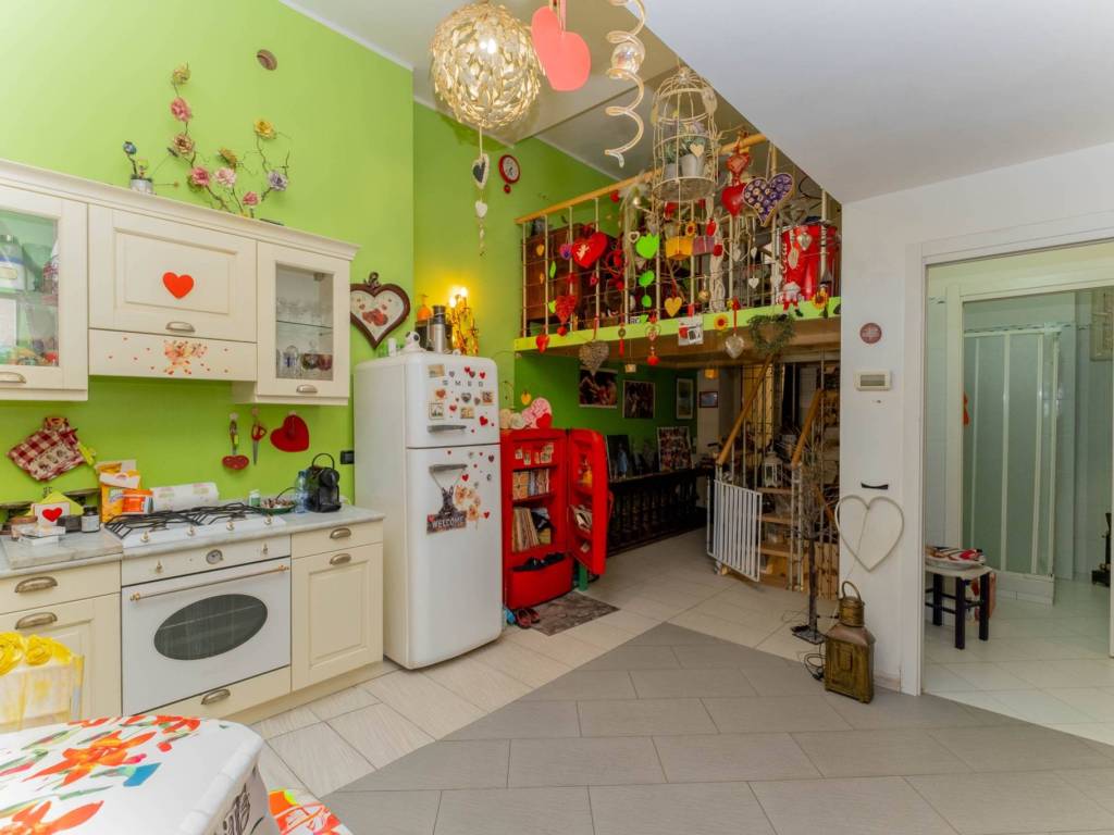 appartamento in vendita a Milano in zona Città Studi