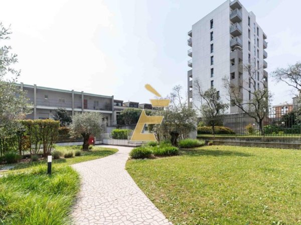 appartamento in vendita a Milano in zona Maggiolina