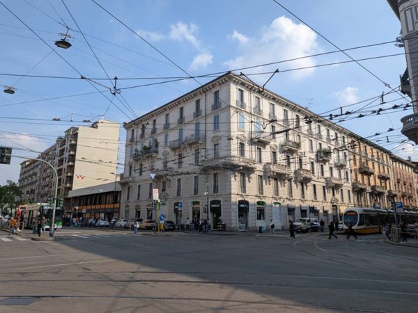 negozio in vendita a Milano in zona Isola
