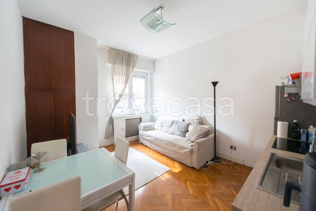 appartamento in vendita a Milano in zona Porta Romana