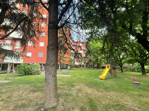appartamento in vendita a Milano in zona Baggio