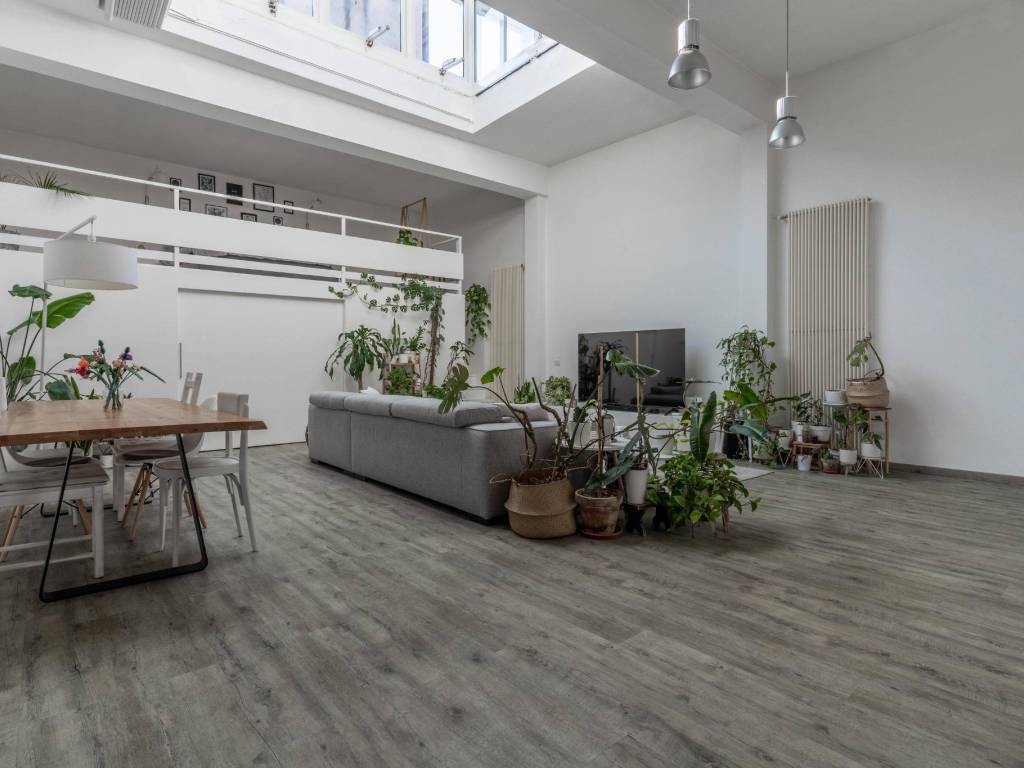 appartamento in vendita a Milano in zona Vigentino