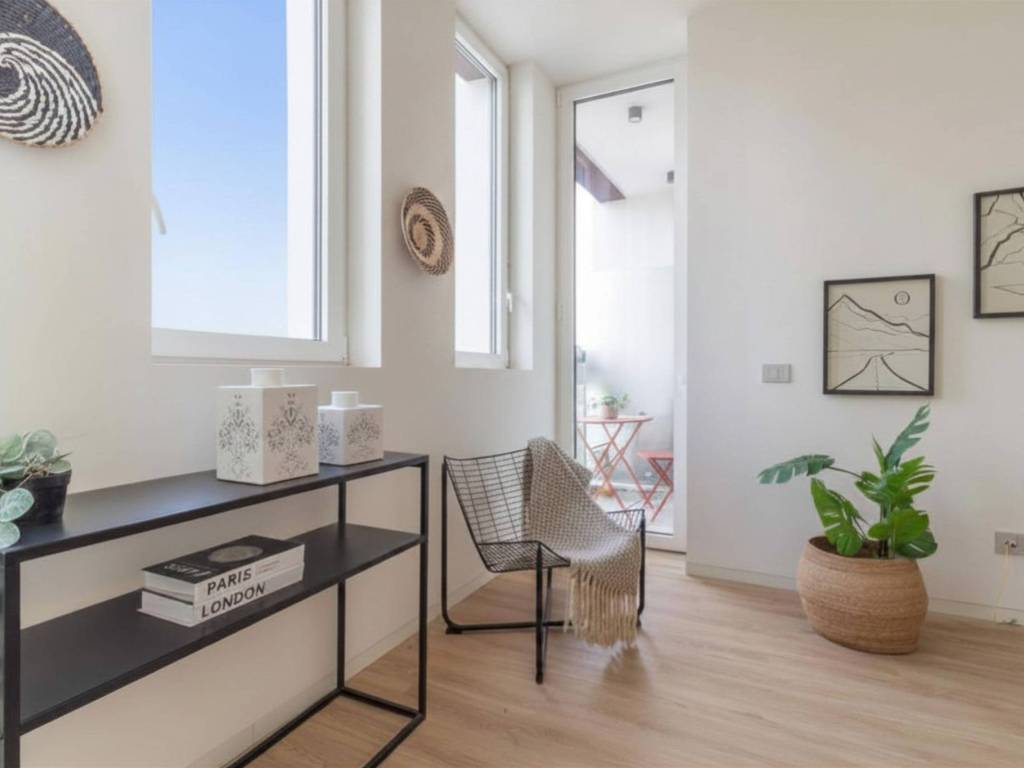 appartamento in vendita a Milano in zona Vigentino