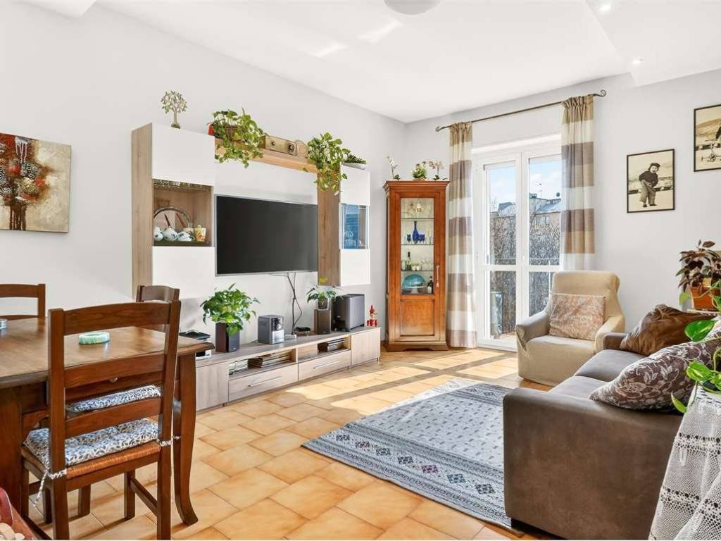 appartamento in vendita a Milano in zona Il Portello