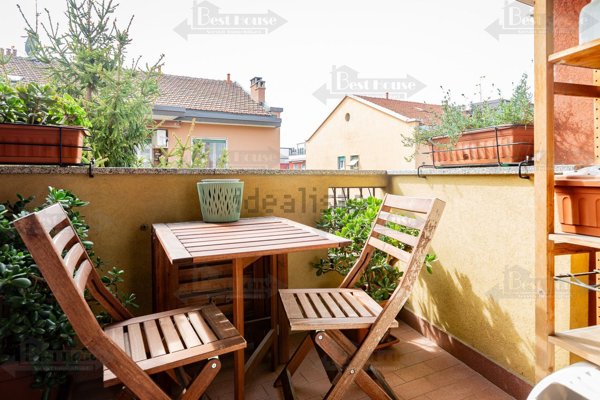 appartamento in vendita a Milano in zona Gorla