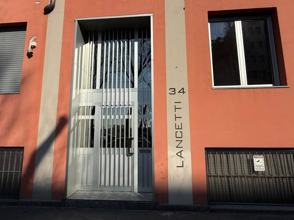 appartamento in vendita a Milano in zona Dergano