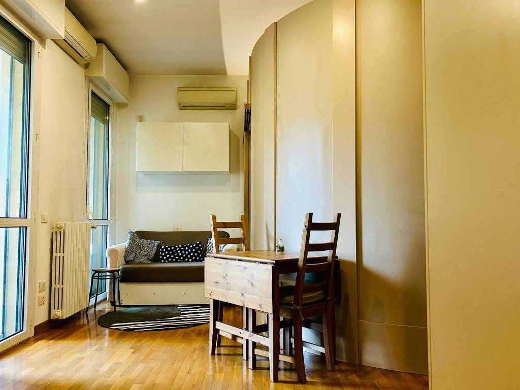 appartamento in vendita a Milano in zona Chiesa Rossa