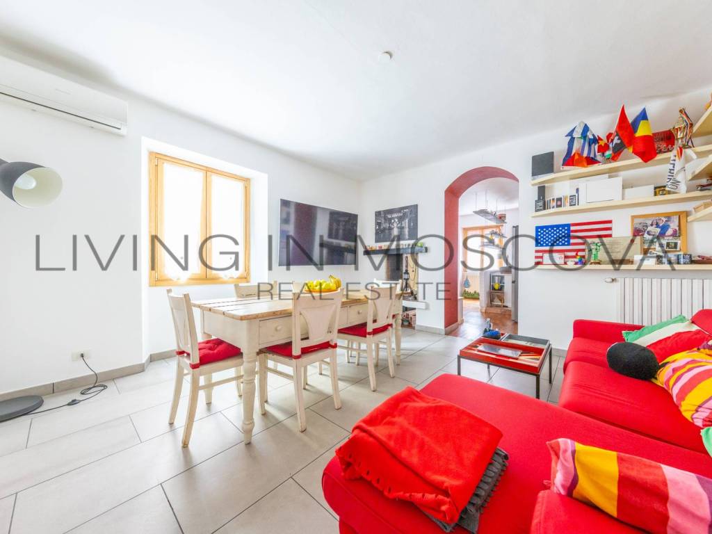 appartamento in vendita a Milano in zona Isola