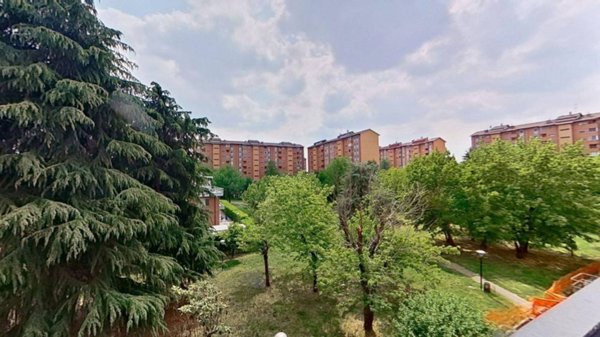 appartamento in vendita a Milano in zona Barona
