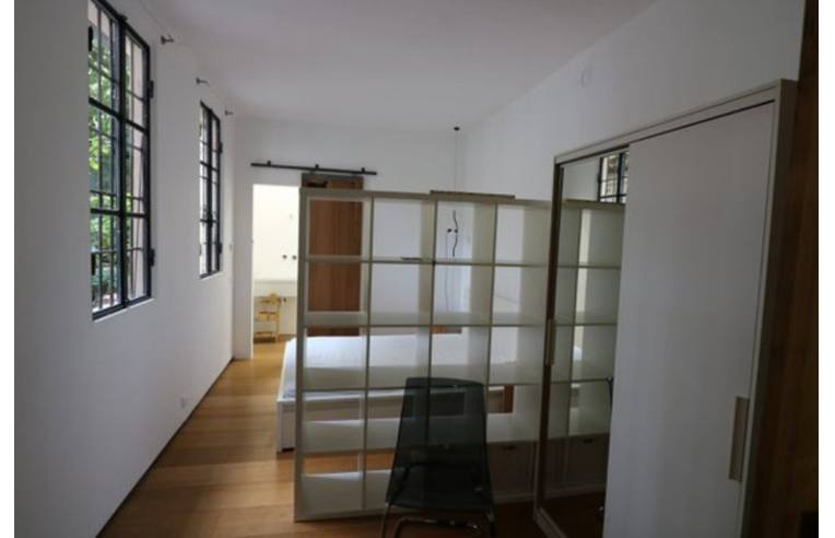 appartamento in vendita a Milano in zona Porta Romana