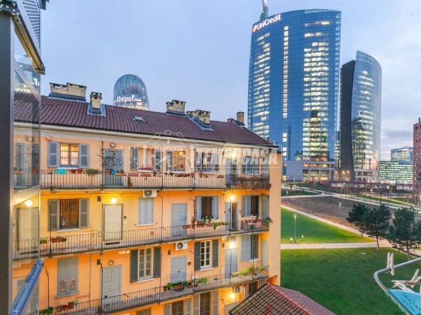 appartamento in vendita a Milano in zona Isola
