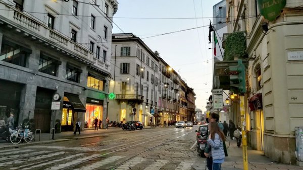 locale di sgombero in vendita a Milano