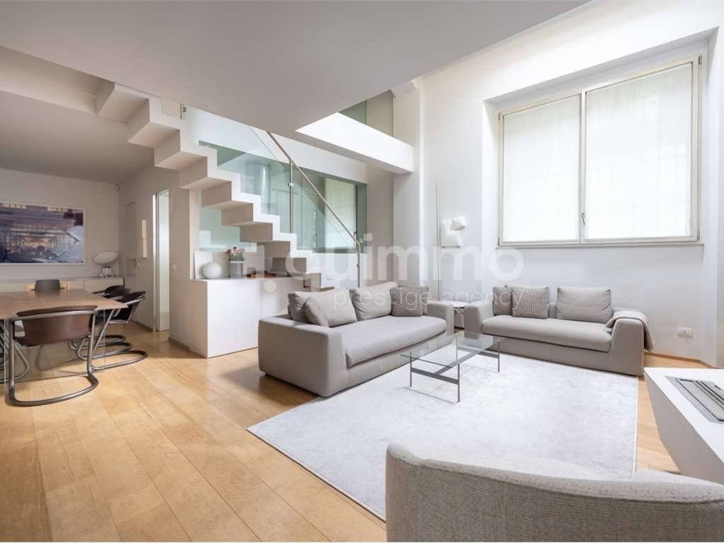 appartamento in vendita a Milano in zona XXII Marzo