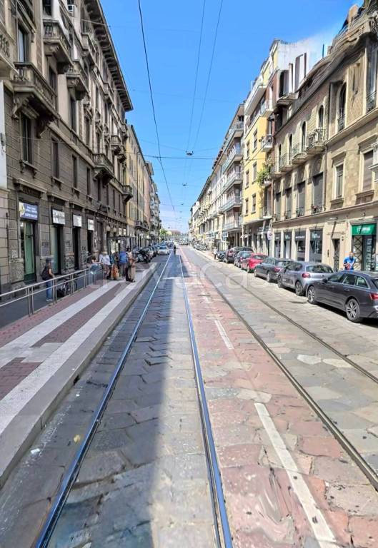 negozio in vendita a Milano in zona Bocconi