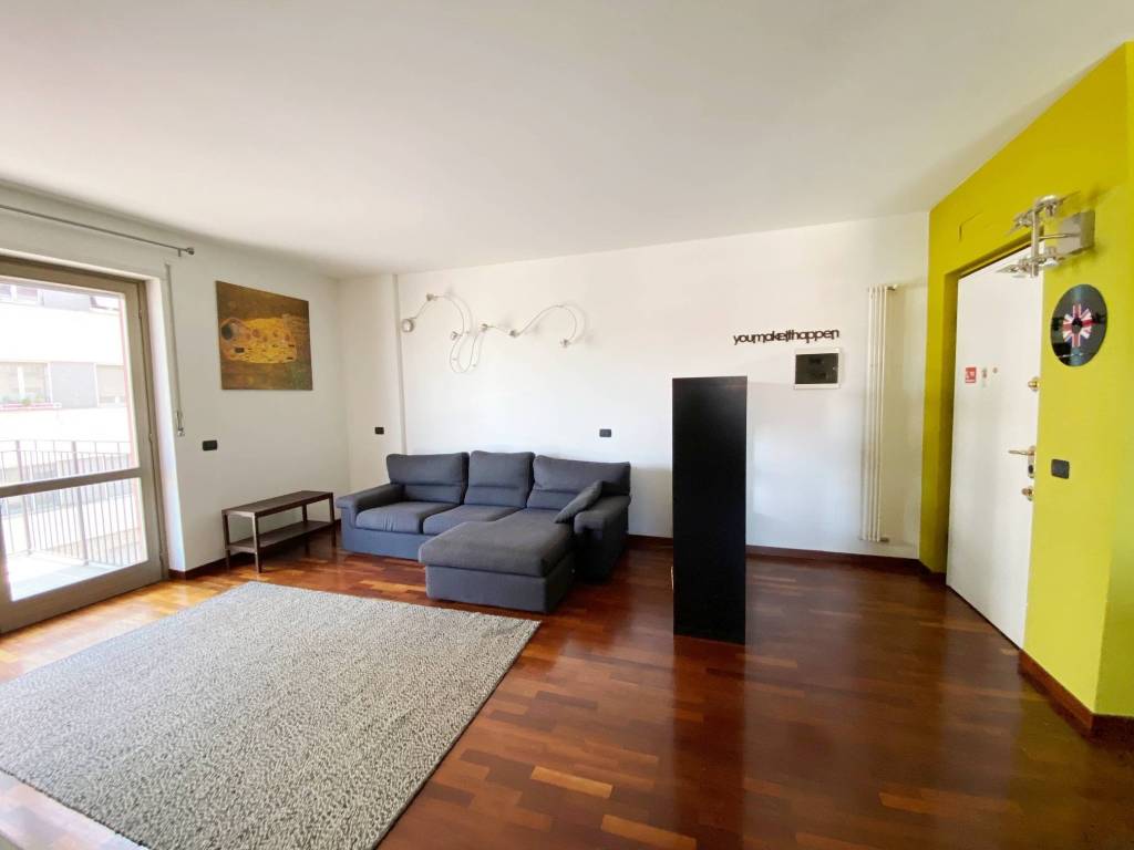 appartamento in vendita a Milano in zona Porta Vittoria