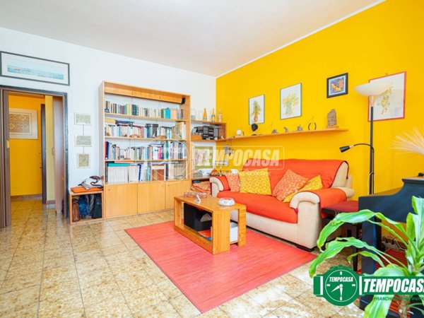 appartamento in vendita a Milano in zona Gallaratese