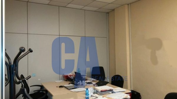 negozio in vendita a Milano in zona Corvetto