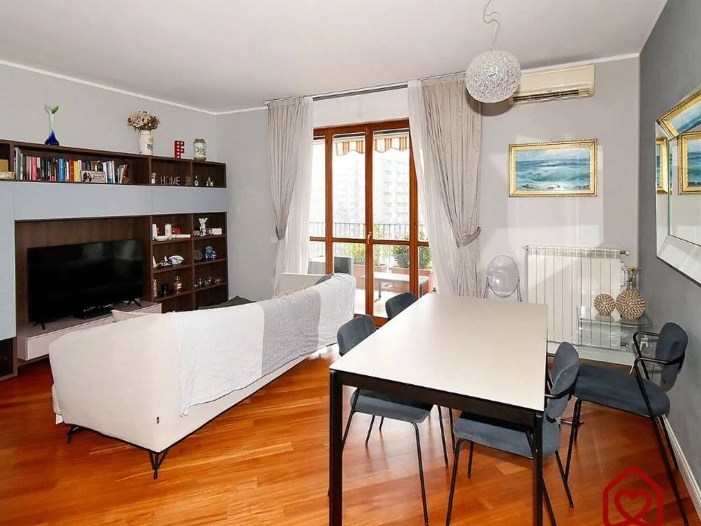 appartamento in vendita a Milano in zona Barona