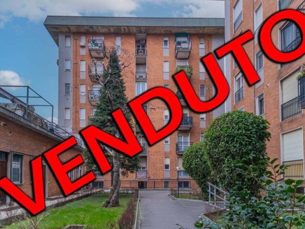 appartamento in vendita a Milano in zona Dergano