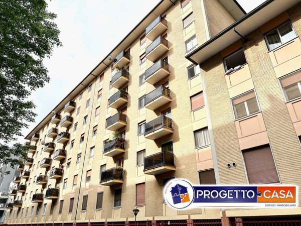 appartamento in vendita a Milano in zona Precotto