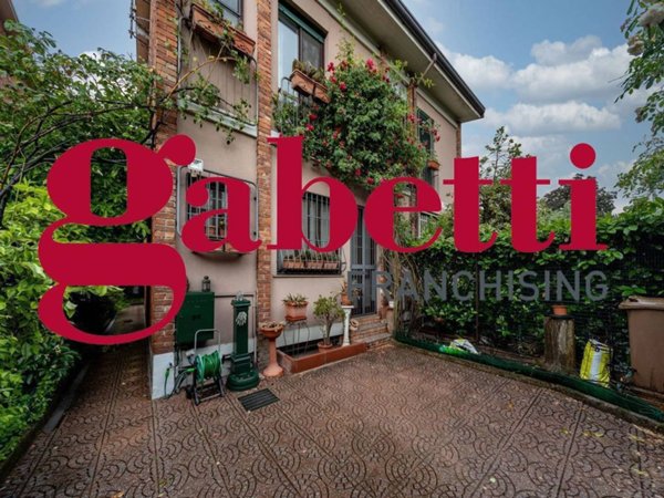 casa indipendente in vendita a Milano in zona San Siro