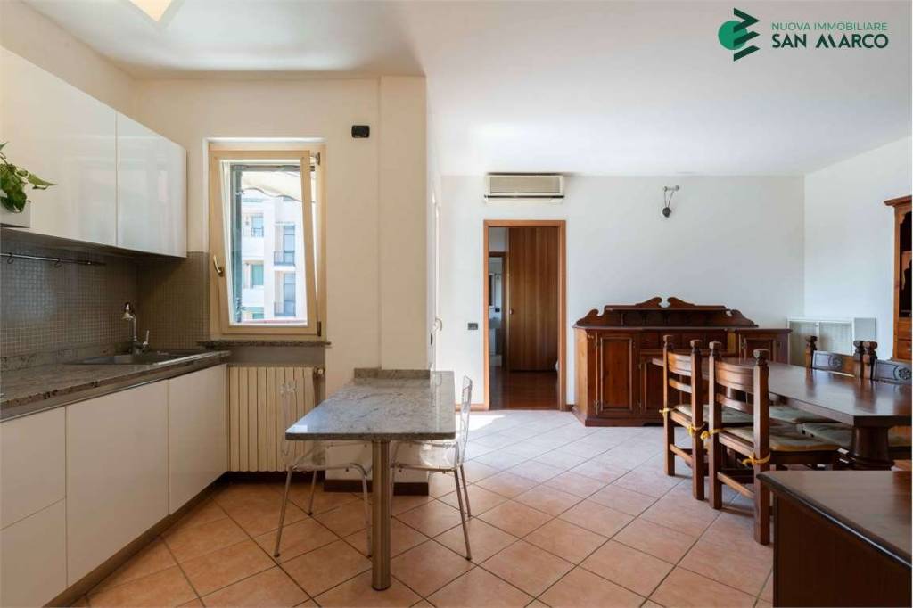 appartamento in vendita a Milano in zona Figino