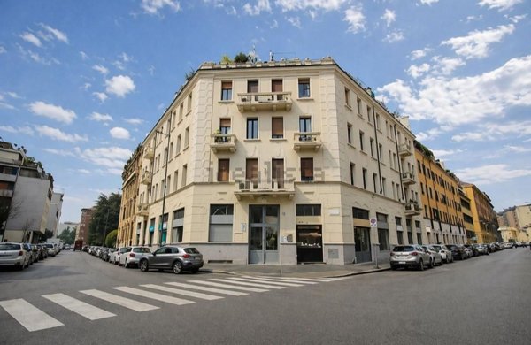 appartamento in vendita a Milano in zona Piazzale Lodi