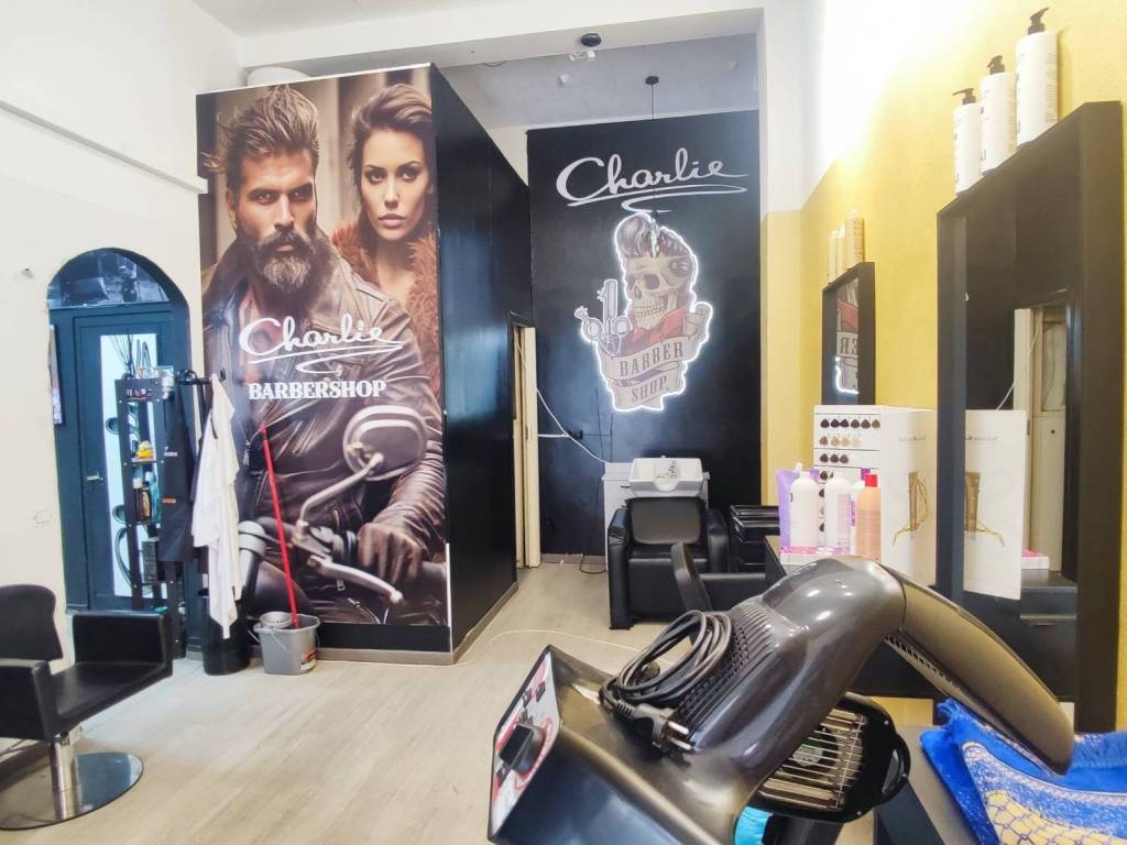 negozio in vendita a Milano in zona Adriano