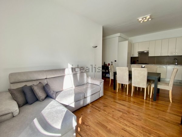 appartamento in vendita a Milano in zona Porta Garibaldi