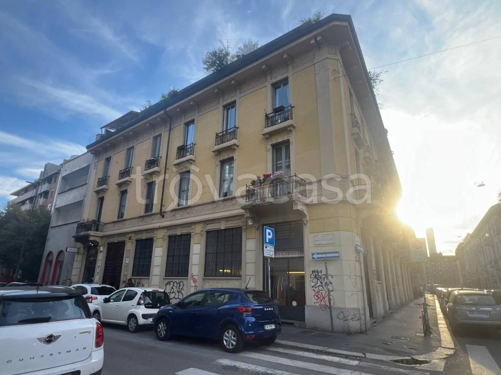 appartamento in vendita a Milano in zona Sempione
