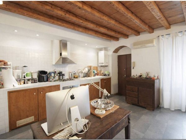 appartamento in vendita a Milano in zona Solari