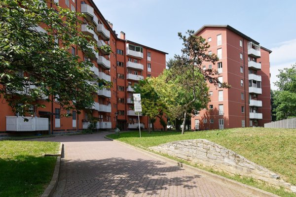 appartamento in vendita a Milano in zona Morsenchio