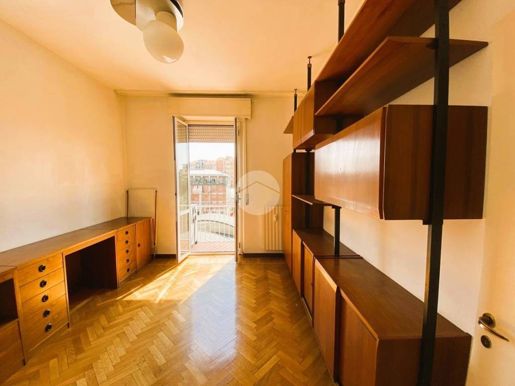 appartamento in vendita a Milano in zona Barona