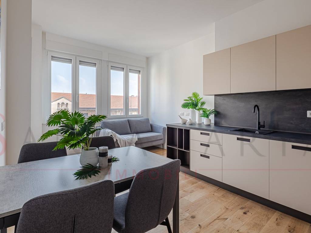appartamento in vendita a Milano in zona Città Studi