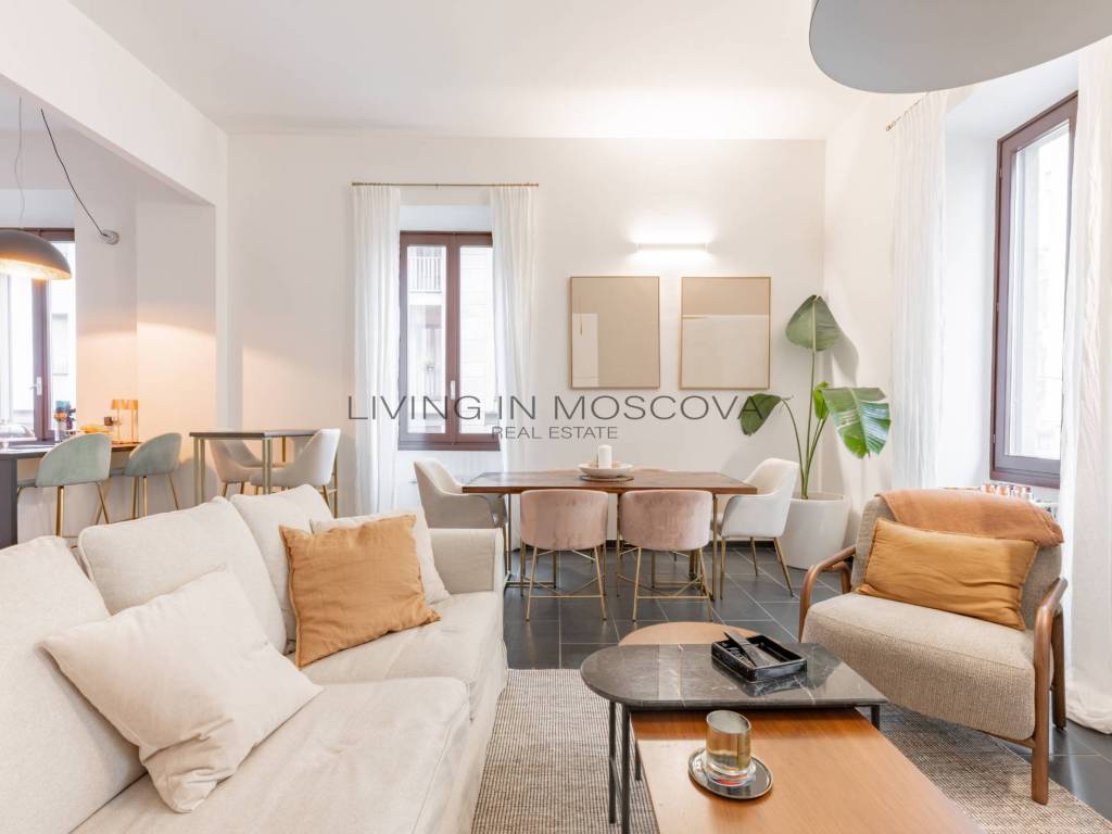 appartamento in vendita a Milano in zona Porta Garibaldi