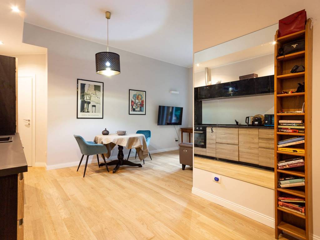 appartamento in vendita a Milano in zona Maggiolina