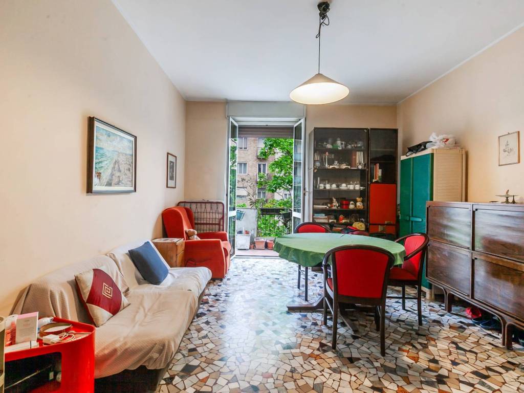 appartamento in vendita a Milano in zona Città Studi