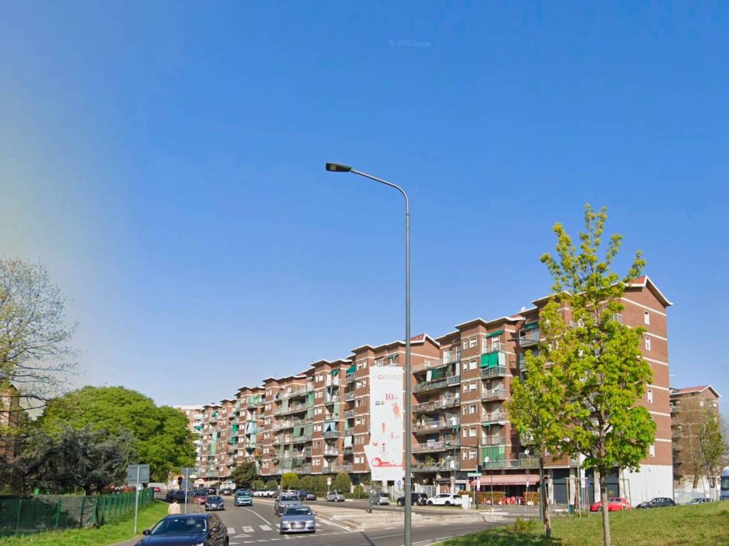 appartamento in vendita a Milano in zona Porta Vittoria