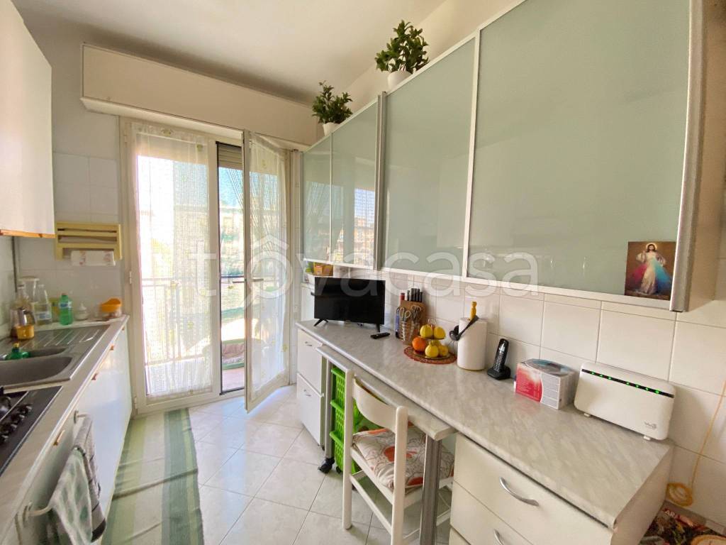 appartamento in vendita a Milano in zona Quartiere degli Olmi