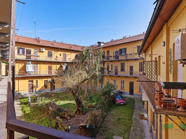 appartamento in vendita a Milano in zona Niguarda