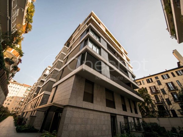 appartamento in vendita a Milano in zona Città Studi