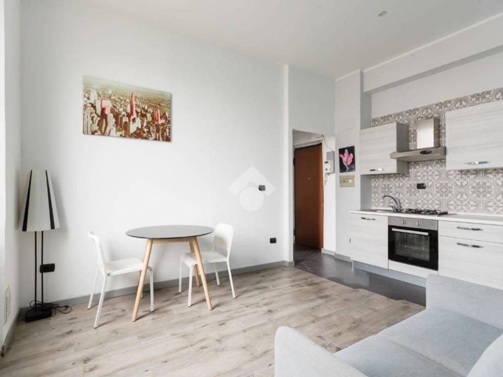 appartamento in vendita a Milano in zona Niguarda