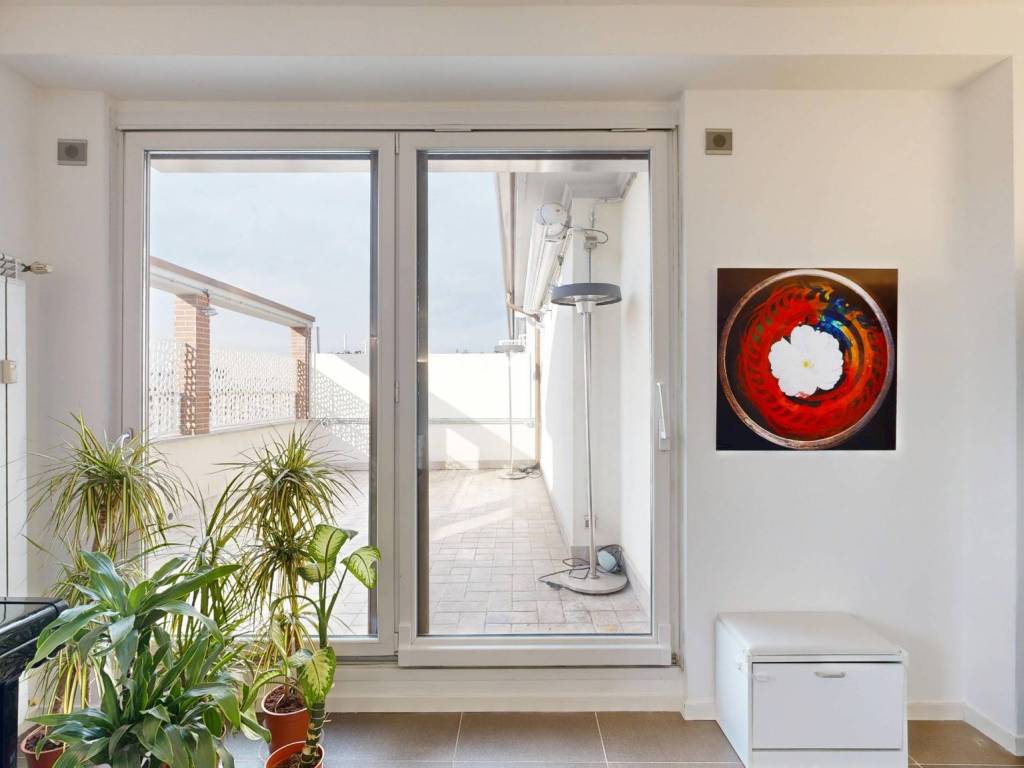 appartamento in vendita a Milano in zona Isola