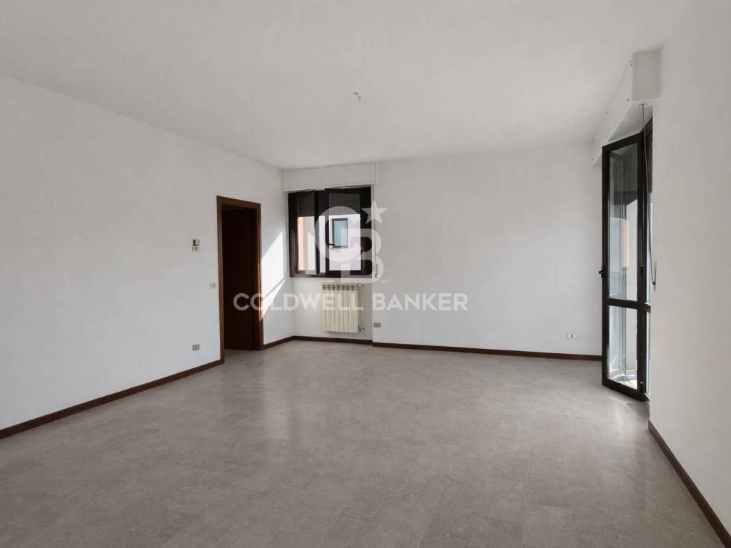 appartamento in vendita a Milano in zona Adriano