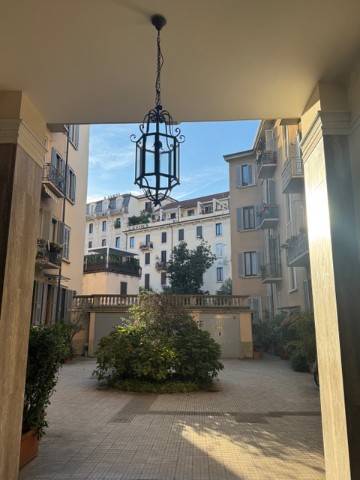 appartamento in vendita a Milano in zona Centro Direzionale