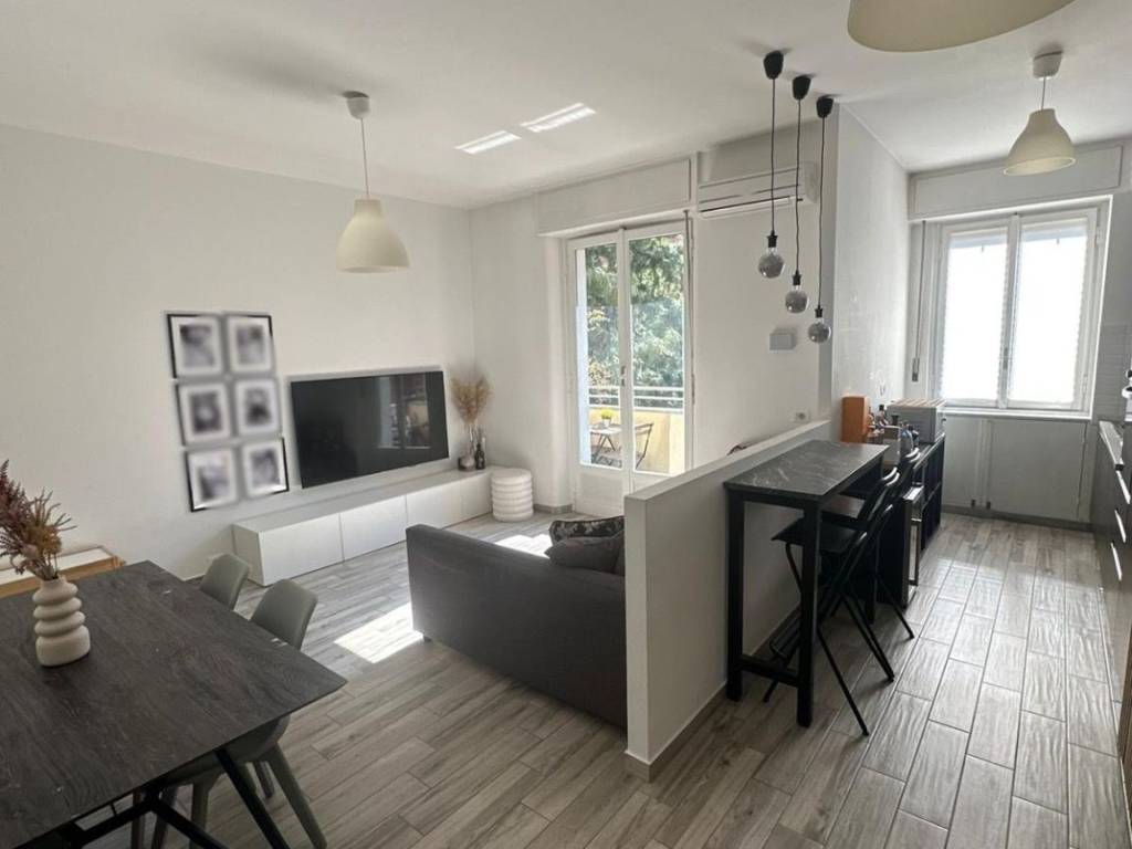 appartamento in vendita a Milano in zona Porta Vittoria